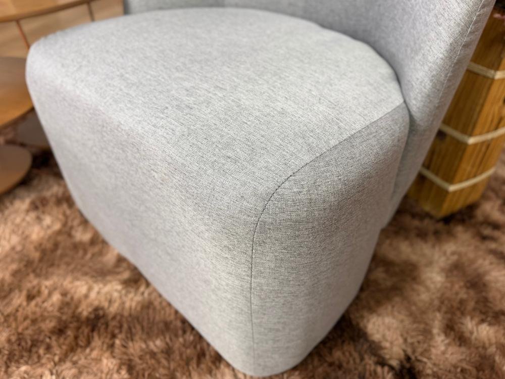 Poltrona Decorativa Doha - Cinza Linho - Imagem 4